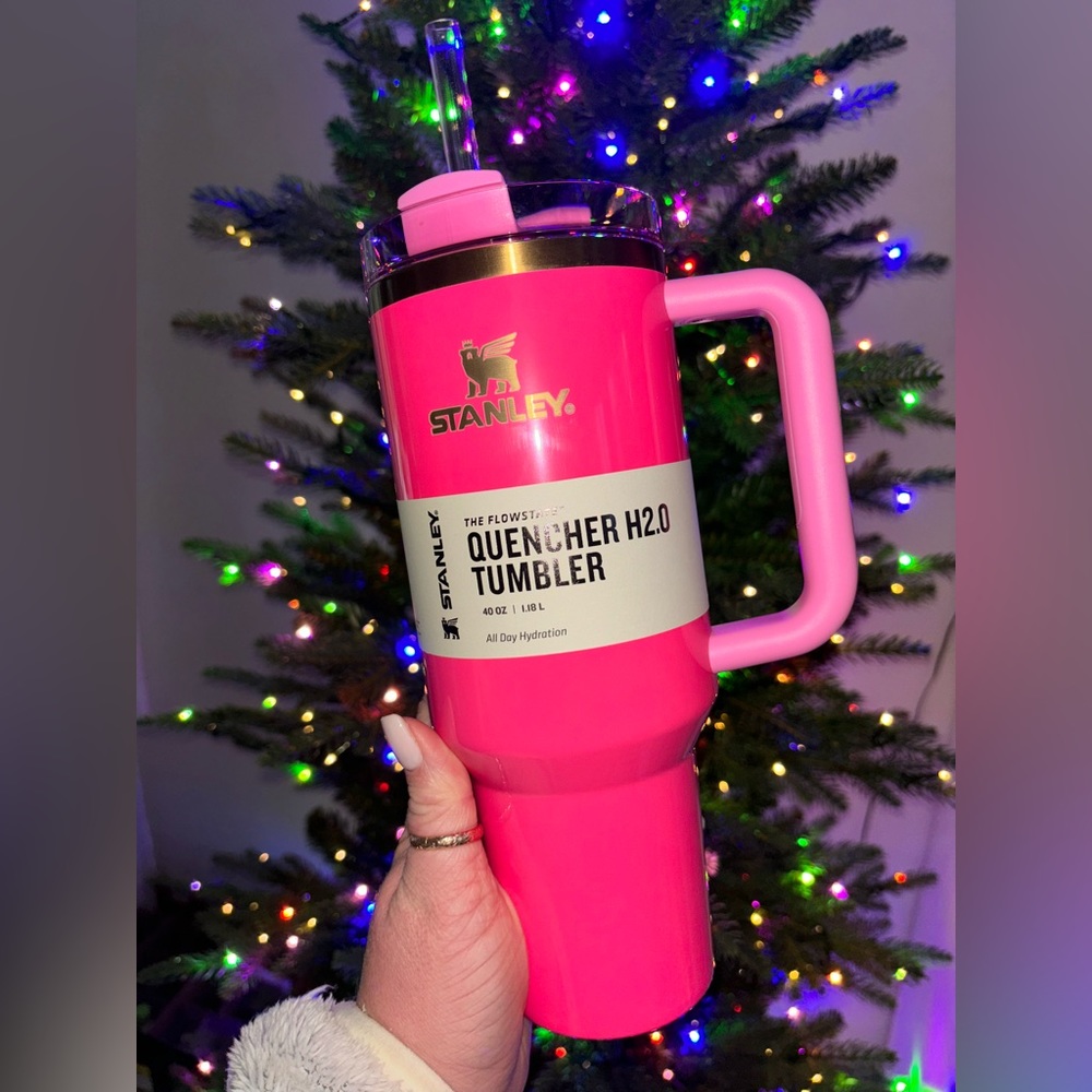THE QUENCHER H2.0 FLOWSTATE™ TUMBLER | 40 OZ in Pink Parade